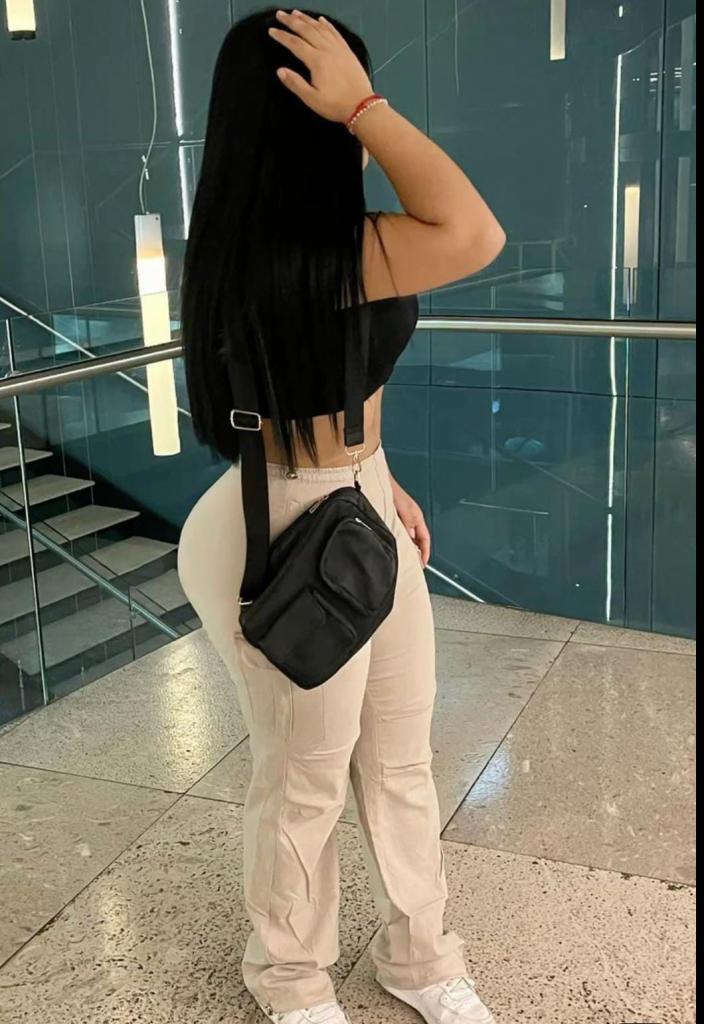 Chica busca chico en Tenerife: 