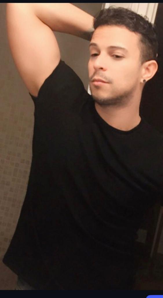 Chico busca chica en Gerona: 