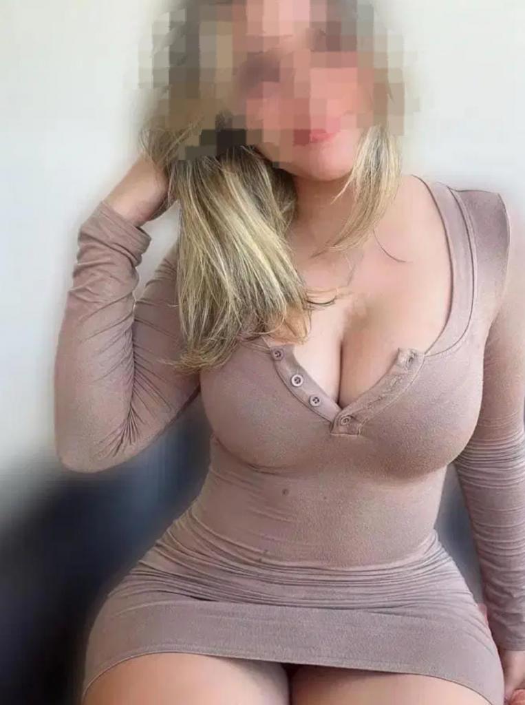 Chica busca chico en Huelva: 