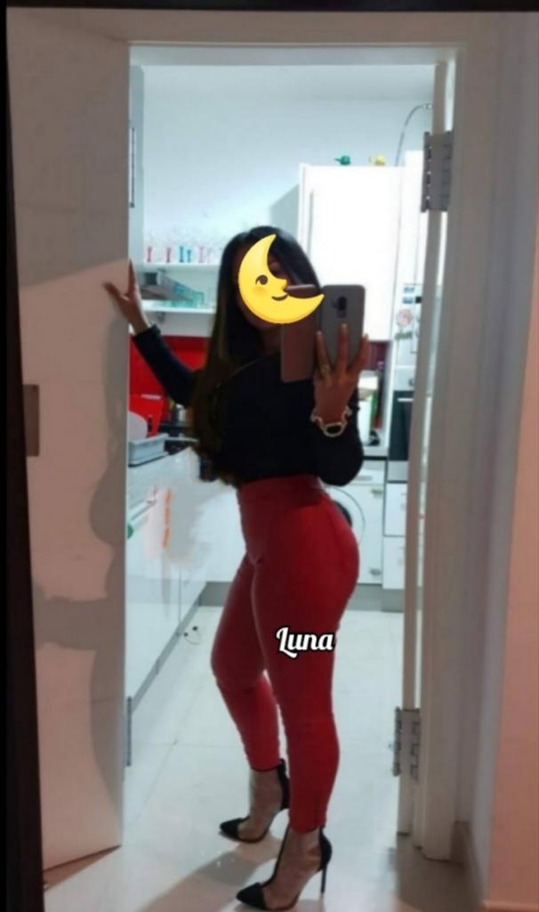 Chica busca chico en Sevilla: 