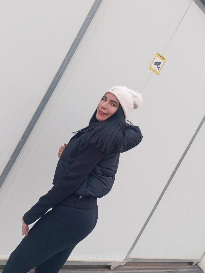 Chica busca chico en Almería: 