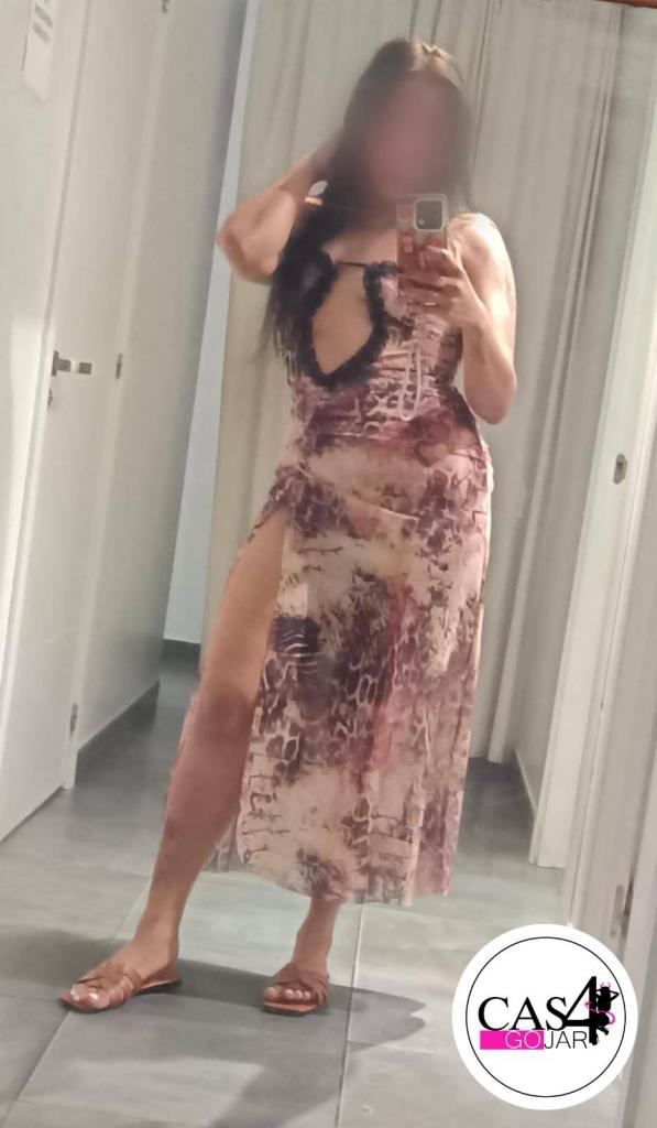 Chica busca chico en Granada: 