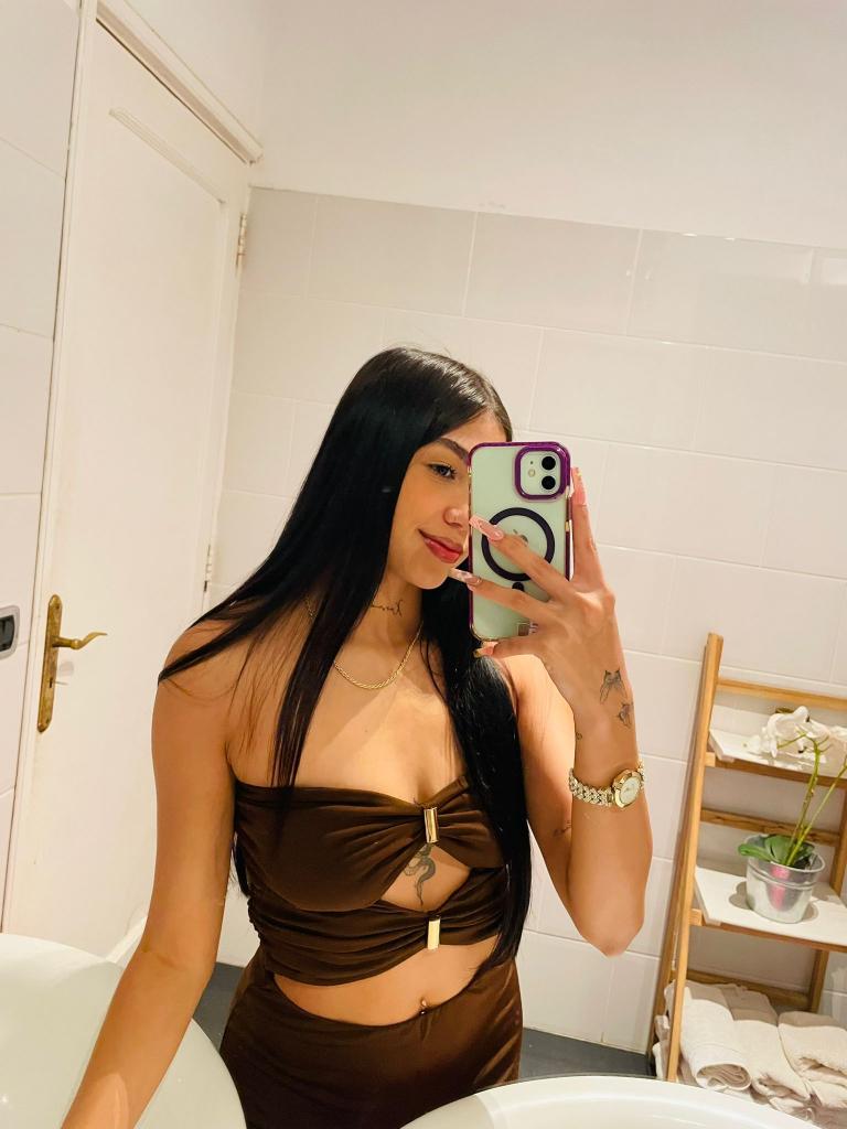 Chica busca chico en Barcelona: 