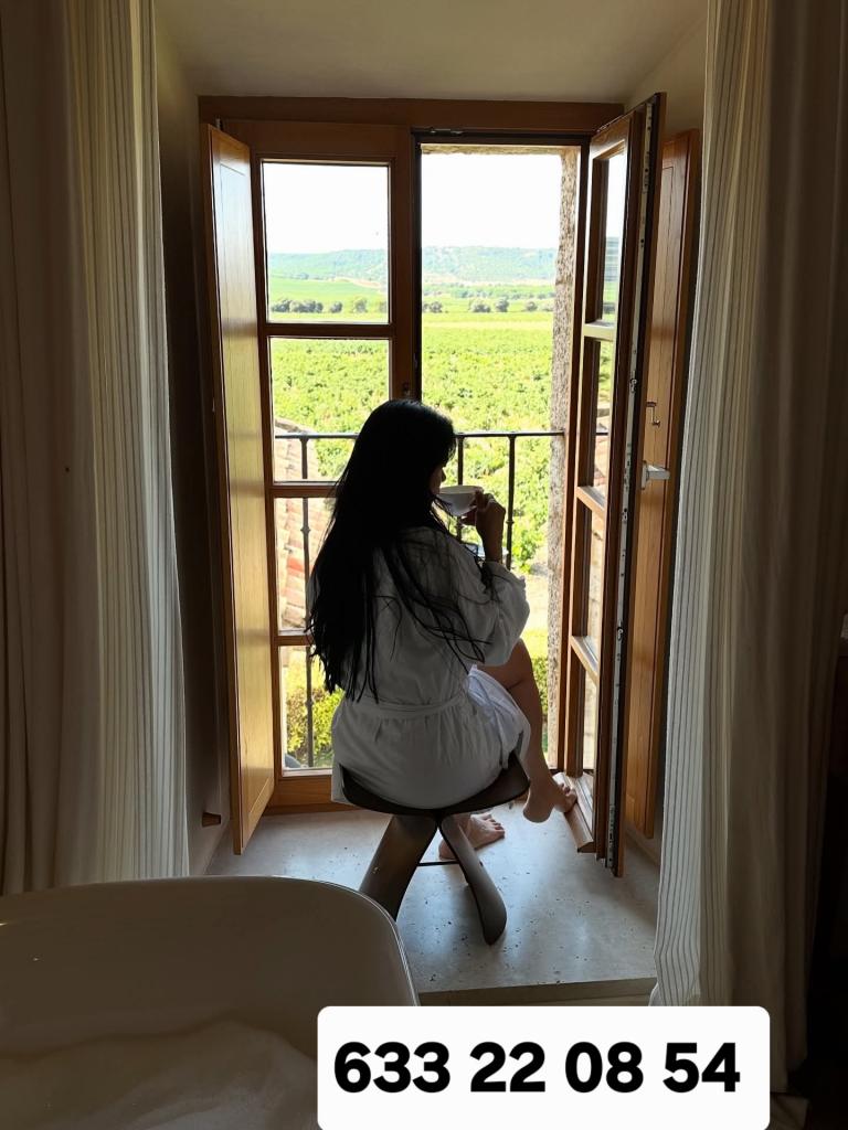 Chica busca chico en Sevilla: 