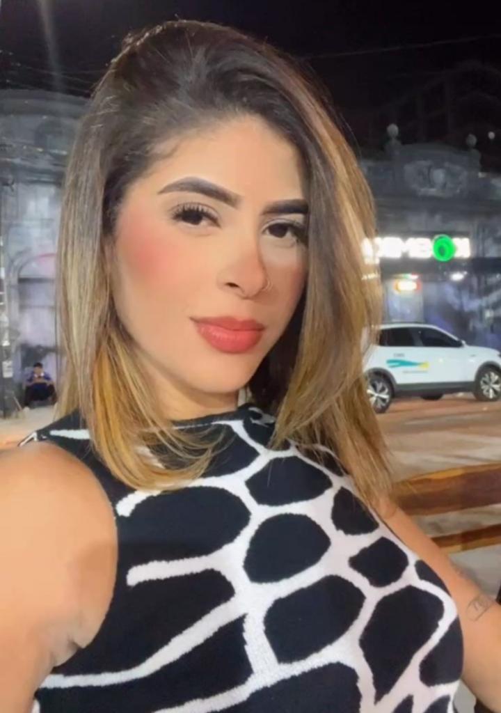 Chica busca chico en Almería: 