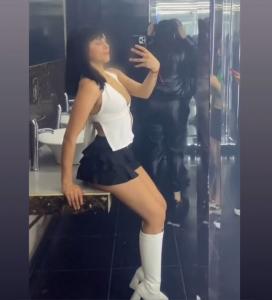 614877229: Chica busca chico en Navarra