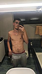 619533067: Chico busca chica en Navarra