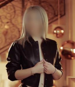 613637262: Chica busca chico en Gerona