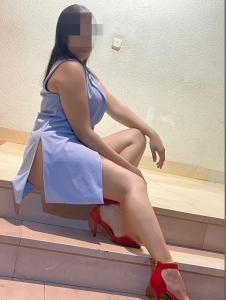 611024229: Chica busca chico en Madrid