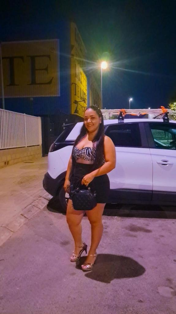 Chica busca chico en Castellón: 