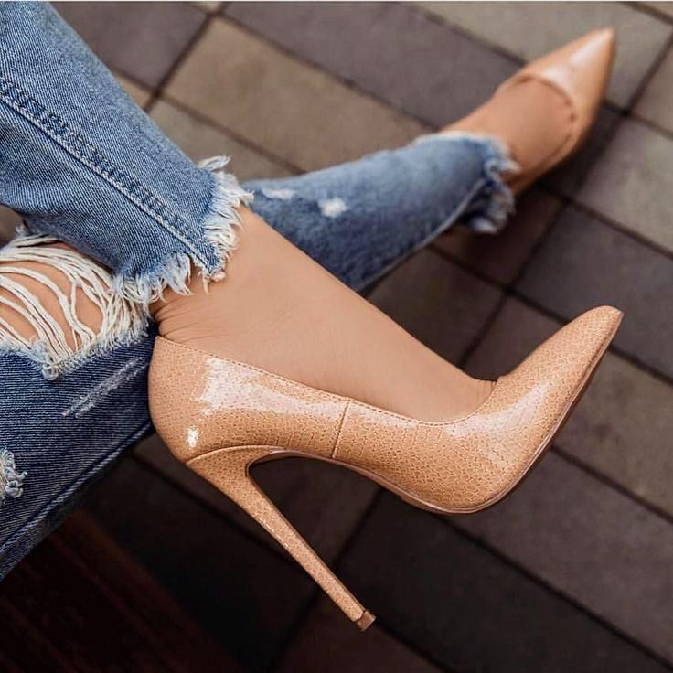 Chica busca chico en Granada: 