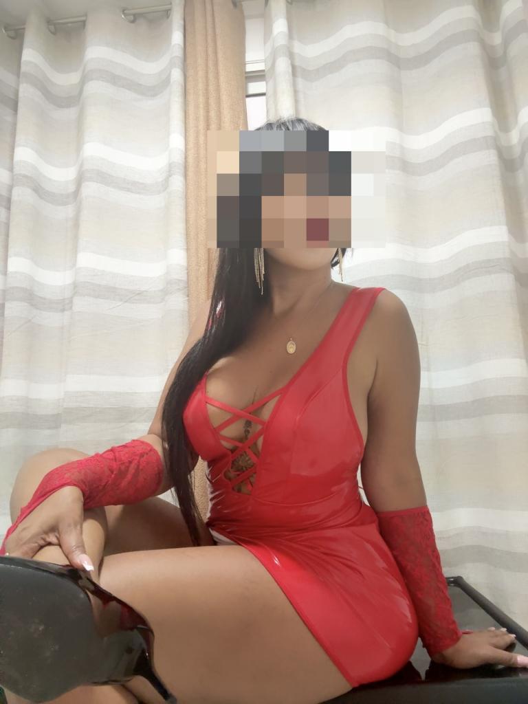 Chica busca chico en Tenerife: 