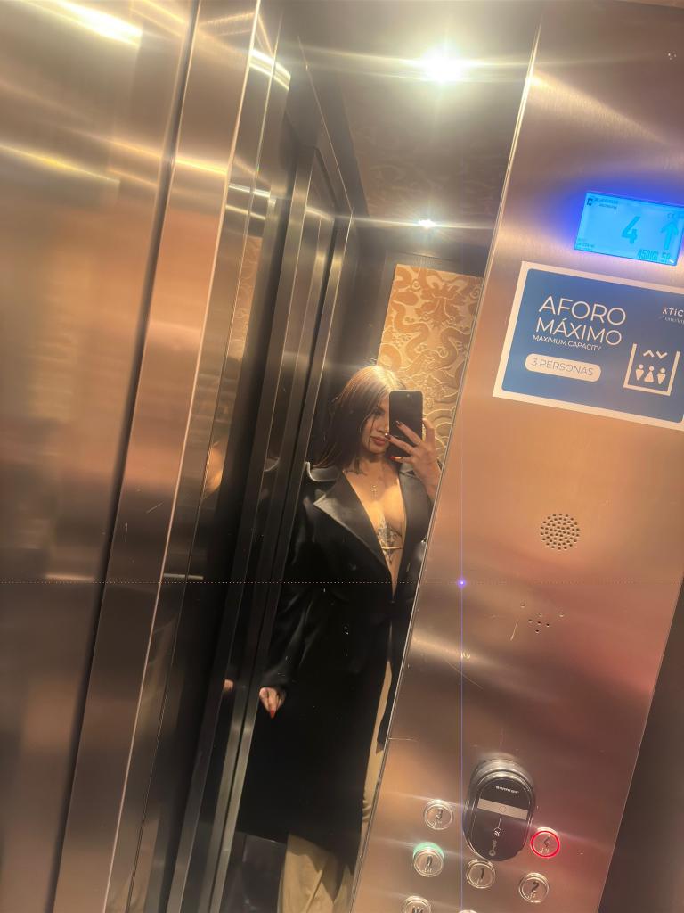 Chica busca chico en Sevilla: 