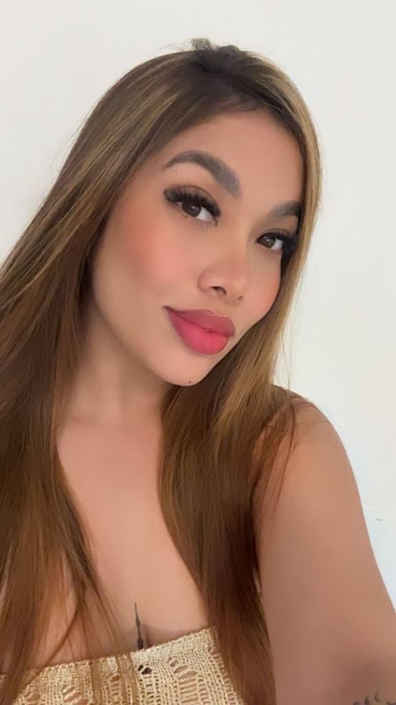 Chica busca chico en Ibiza: 