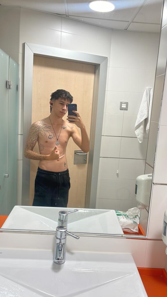 621016343: Chico busca chica en Málaga