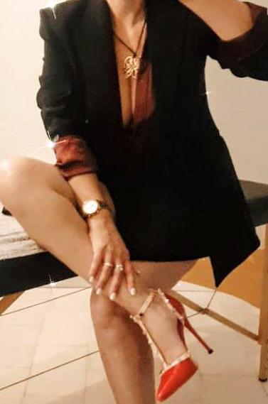 Chica busca chico en Cádiz: 