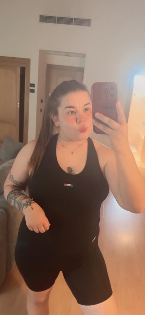 678084287: Chica busca chico en Madrid