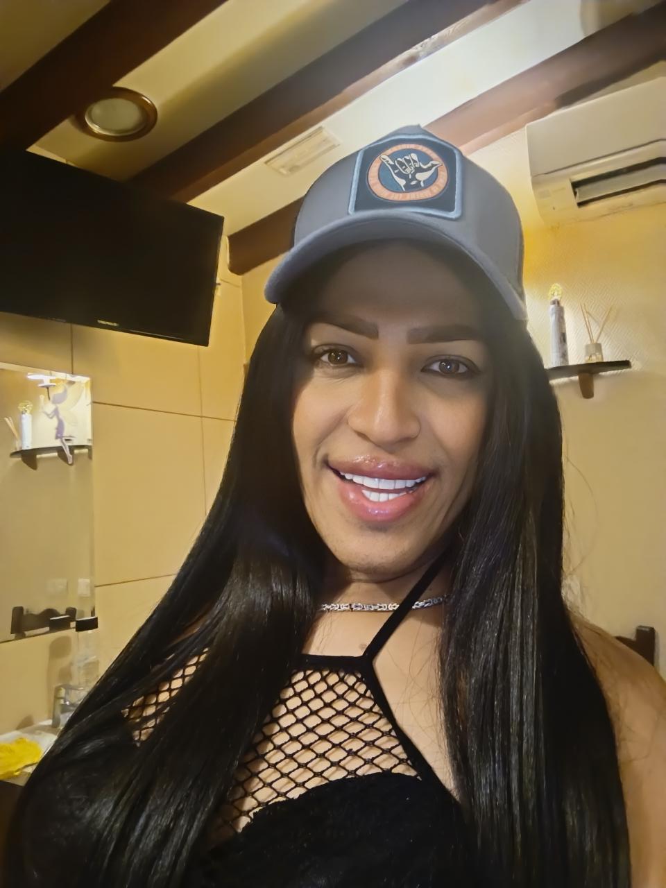 627074347: Chica busca chico en Alicante