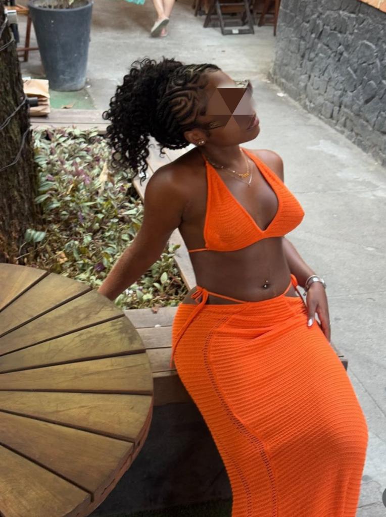 Chica busca chico en Pontevedra: 