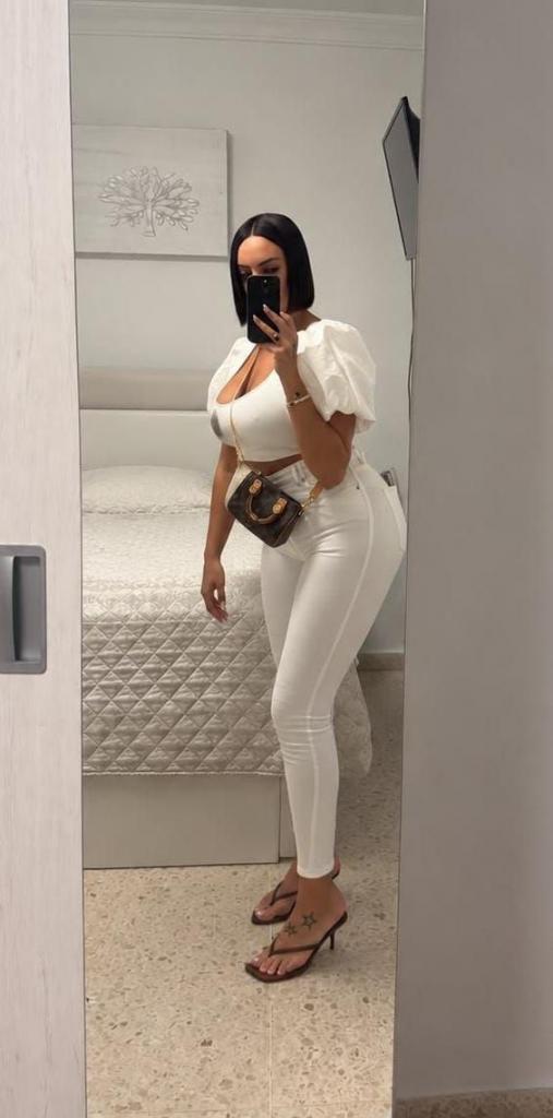 617972976: Chica busca chico en Cádiz