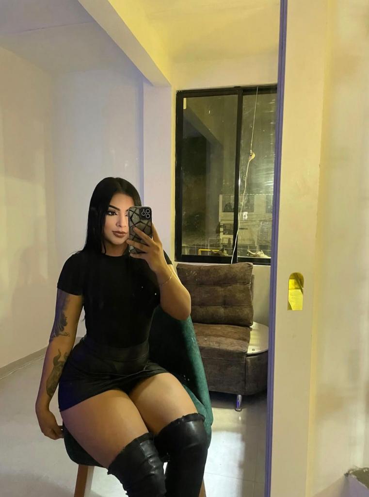 Chica busca chico en Tenerife: 
