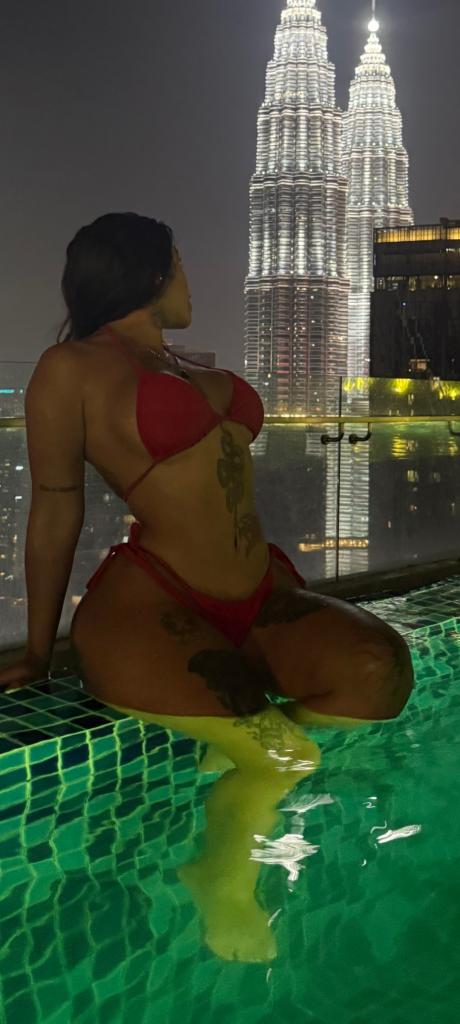 634602582: Chica busca chico en Madrid
