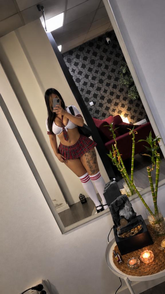 Chica busca chico en Mallorca: 