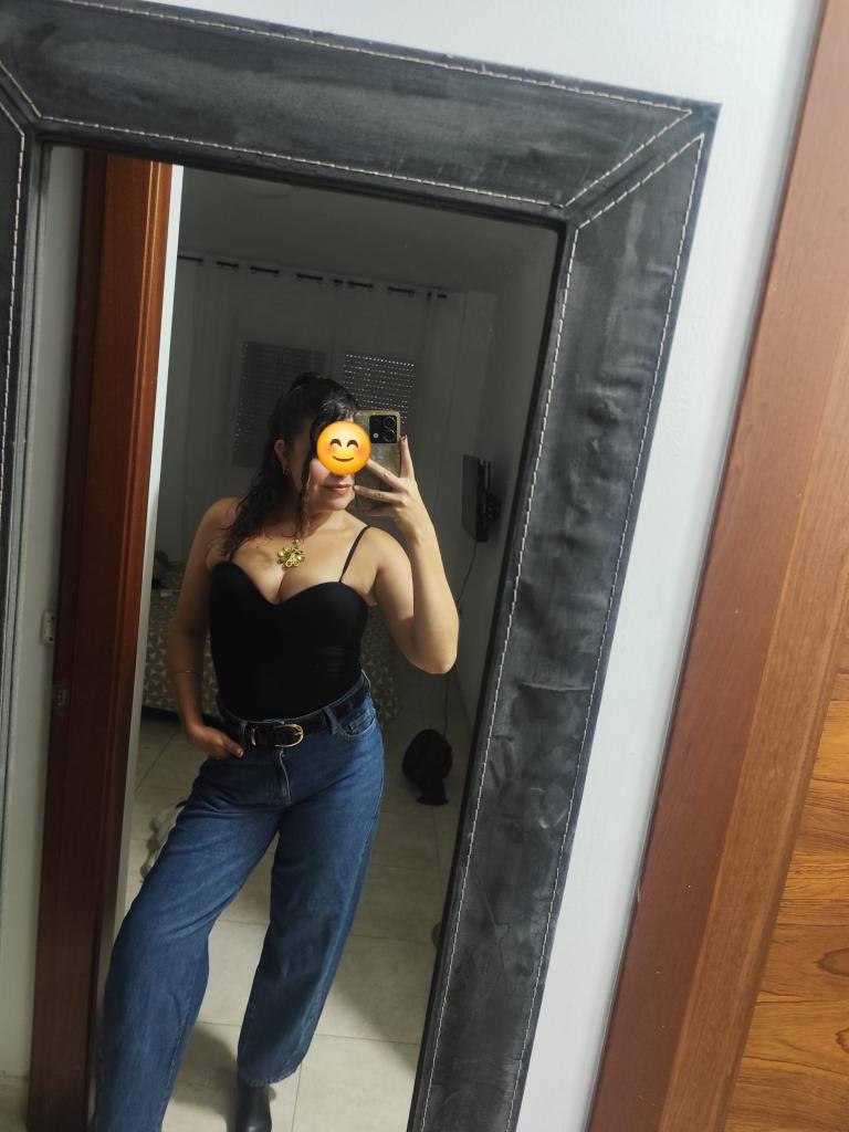 Chica busca chico en Tenerife: 