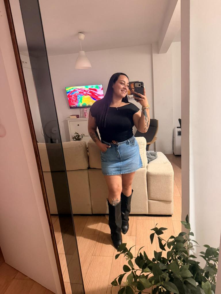 610621164: Chica busca chico en Valencia