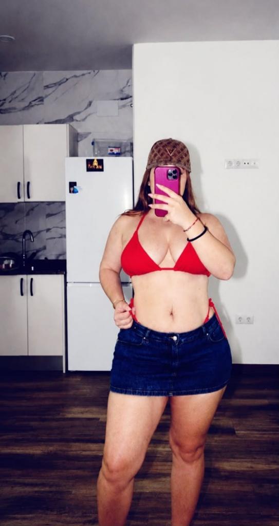 663279846: Chica busca chico en Valencia
