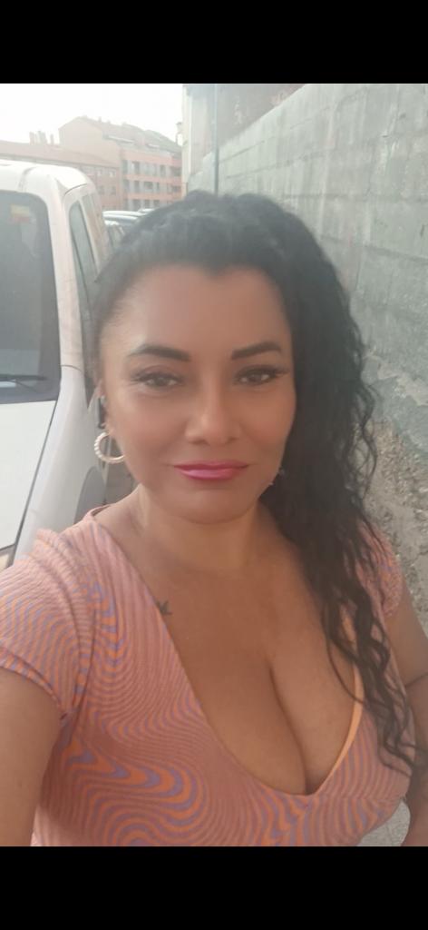 643567747: Chica busca chico en Ciudad Real