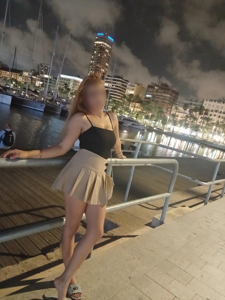 Chica busca chico en La Coruña: 