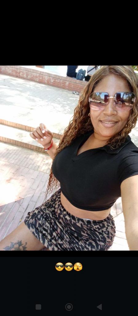 Chica busca chico en Cádiz: 
