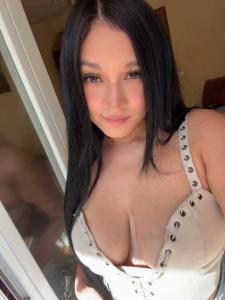 631843972: Chica busca chico en Cáceres
