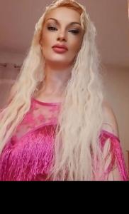743071903: Chica busca chico en La Coruña