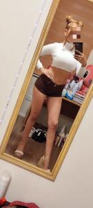 697375909: Chica busca chico en Málaga