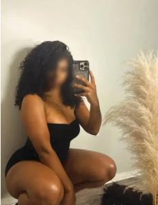 641661685: Chica busca chico en Pontevedra