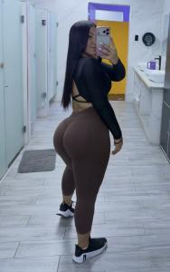 614522893: Chica busca chico en Sevilla