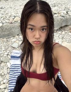 692910968: Chica busca chico en Barcelona