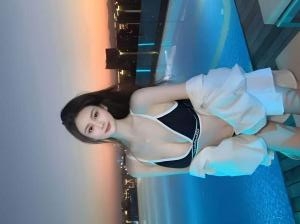 627349197: Chica busca chico en Valencia