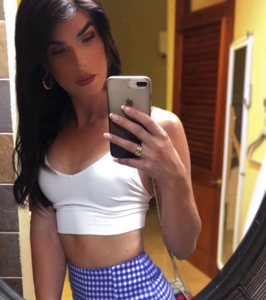 631683048: Transexual en Orense