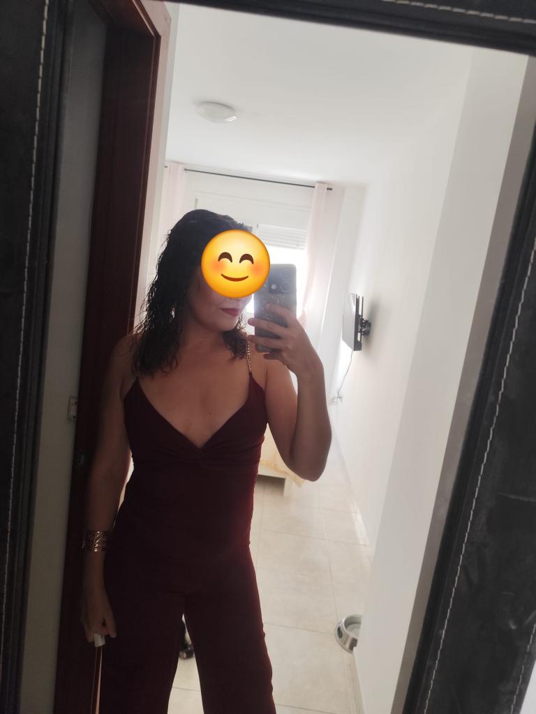 672535077: Chica busca chico en Tenerife
