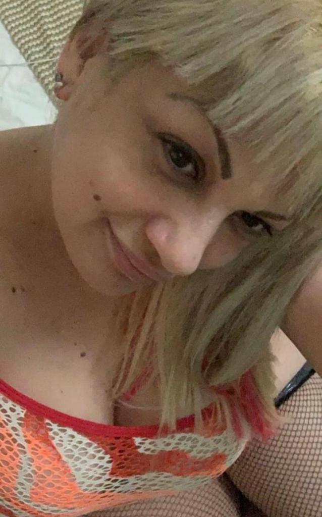 600713937: Chica busca chico en Huesca