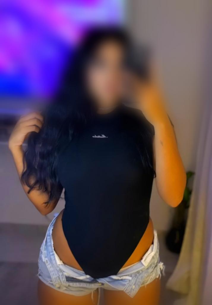 Chica busca chico en Granada: 