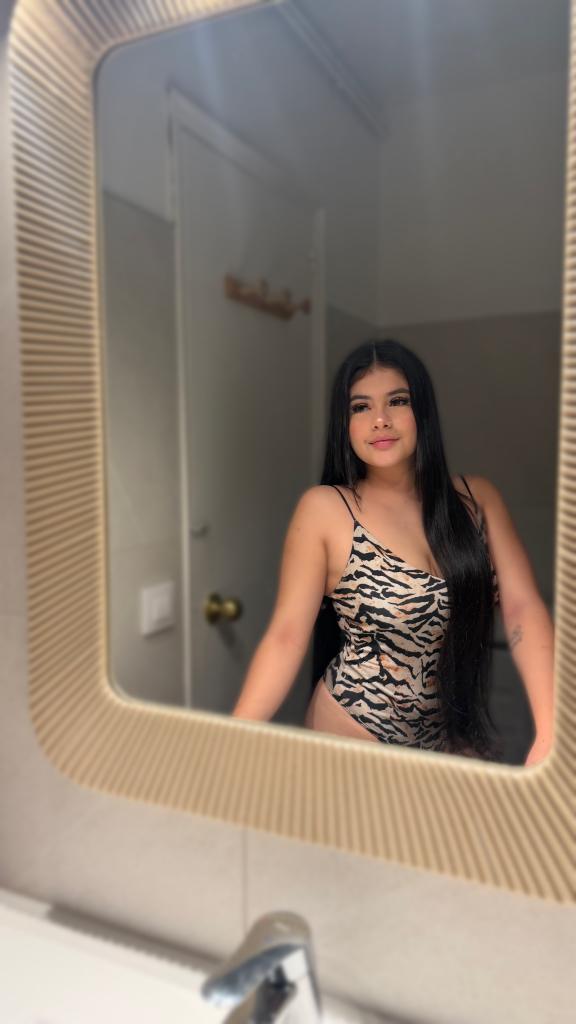 617823480: Chica busca chico en Barcelona