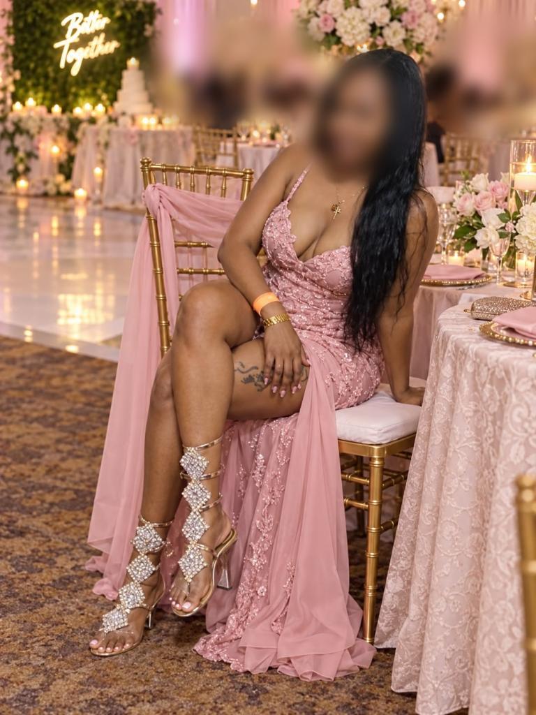 Chica busca chico en Huelva: 