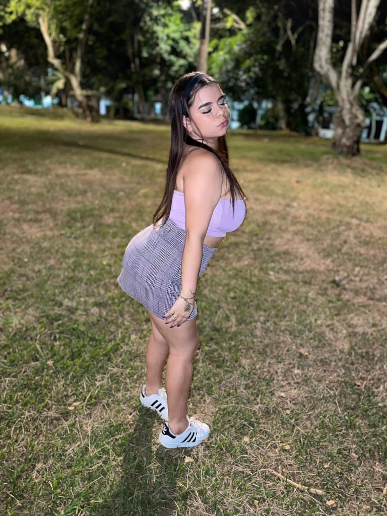 Chica busca chico en Tenerife: 