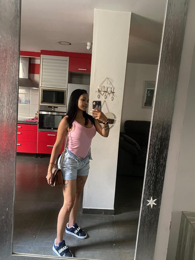 622262117: Chica busca chico en León