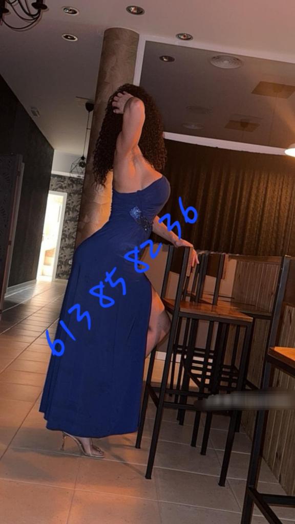 Chica busca chico en Cádiz: 