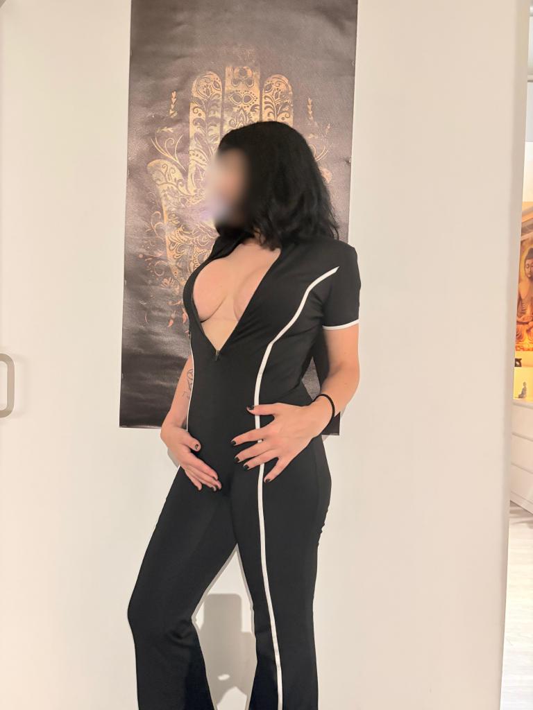 Chica busca chico en Barcelona: Chica busca chico